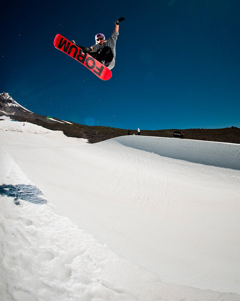 fysnowboarding:  Austen Sweetin. Photo: Darcy Bacha 