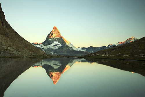 robot-heart:  Matterhorn : The Window (by fischerfotografie.nl ( travel & urbex )) 