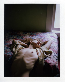 inrooms:  polaroid diary. nettie 