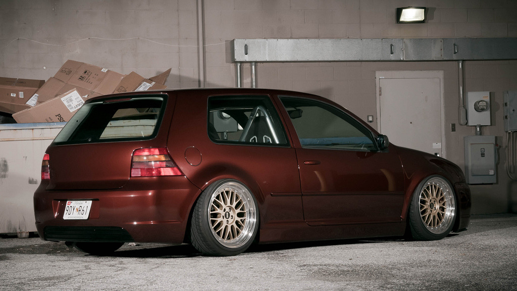 dico:  Volkswagen Golf MK4 