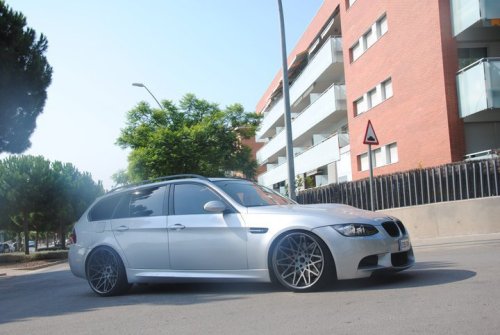 machine gun fire badass audi-inny:I wish we had this in the states. 