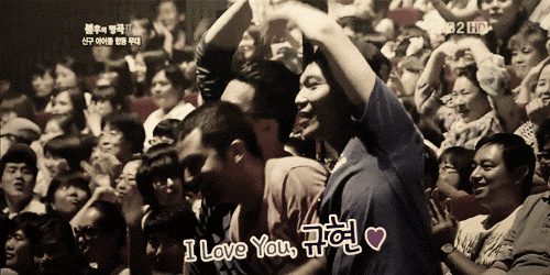 allrisejewels:  FANBOYS: I love you, Kyuhyun! ♥KYUHYUN: /proud maknae is proud  
