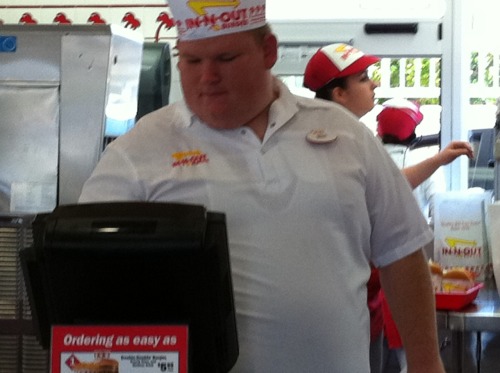 chaserpiglet: mrlowerfrenum:  bearmythology:  rhynotx:  clicktumblrclick:  imagine walking into your local fast food establishment and seeing THIS guy, OMG. I couldn’t concentrate on my burger for checking this guy out. Oh yes, his tank top tee doesn’t