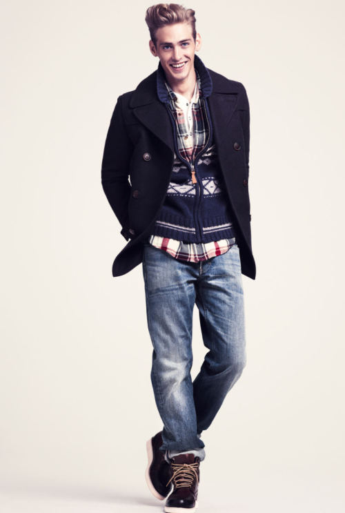thefashionguy:  selfmachineanditmachine: H&M Winter 2011