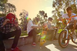 thatt-sshitt-crayy:  skater boys, are so damn fine. 