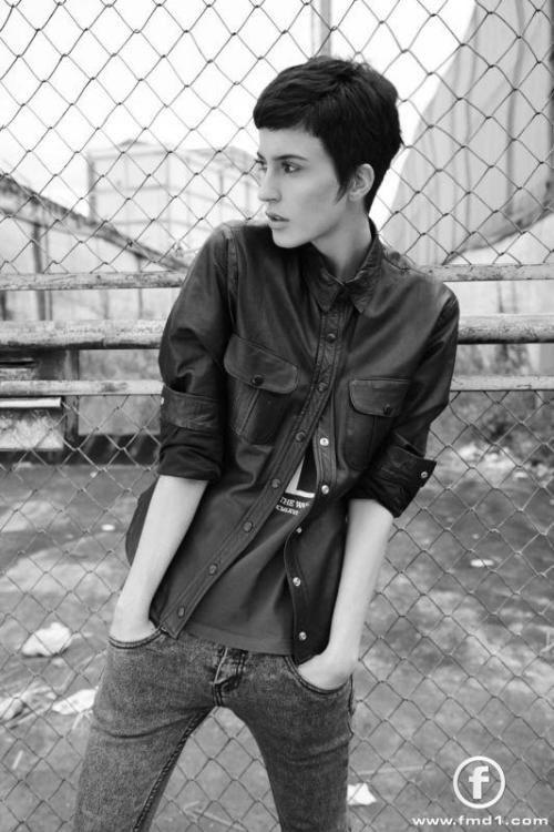 girls-will-be-boys:  Alessandra Montani 