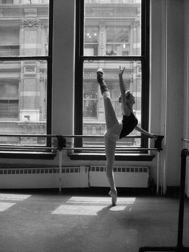 whatstheenpointe:  En Pointe