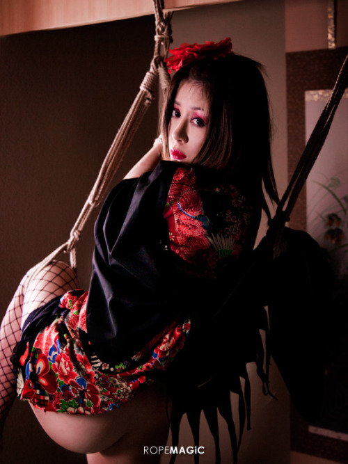 XXX ROPE MAGIC「Satisfaction?」より photo