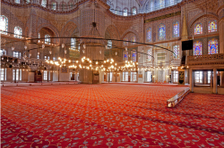 venusthemorningstar:  Islamic architecture at it’s best. 