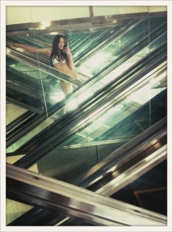zeebraltar:  (via サイン会レポっ。の画像 | 大橋沙代子オフィシャルブログ「Ｇｌａｍｏｕｒｏｕｓ　Ｄａｙｓ」Powe…)