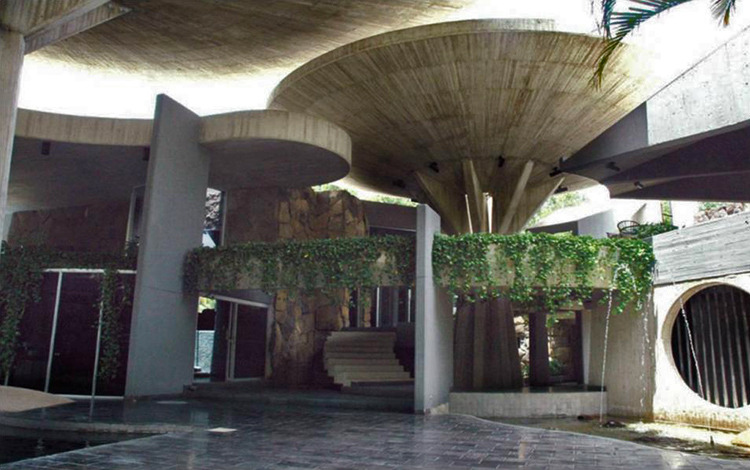 koenvlecken:  Location scouting for the villain’s lair from your latest screenplay