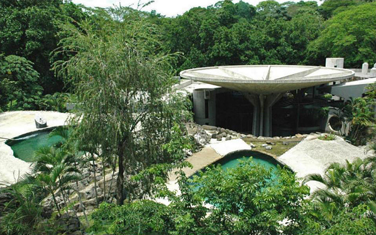 koenvlecken:  Location scouting for the villain’s lair from your latest screenplay