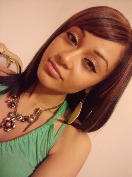 shesbombb:  http://mickeygeee.tumblr.com/ 