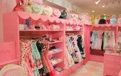 Cureempaffu:  Marikeet:  How About I Just Live In The Angelic Pretty Store? :&Amp;Gt;