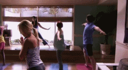 momimontheinternet:  Dexter’s Comedy 1. In a ioga class for pregnant women. 2.