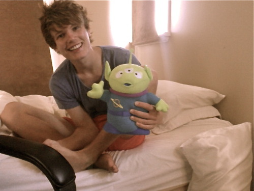 thornyton:  His smile is so cute!