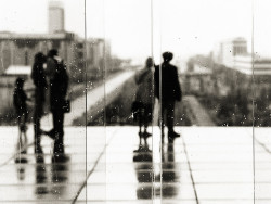 n221:  La Grande Arche Paris by Manfred Hofmann on Flickr.