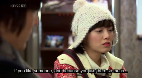 imsohornyithurts:  I wonder that too 