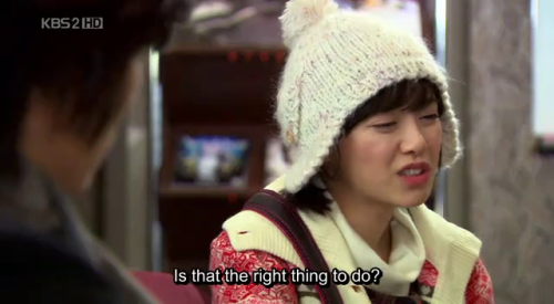 imsohornyithurts:  I wonder that too 