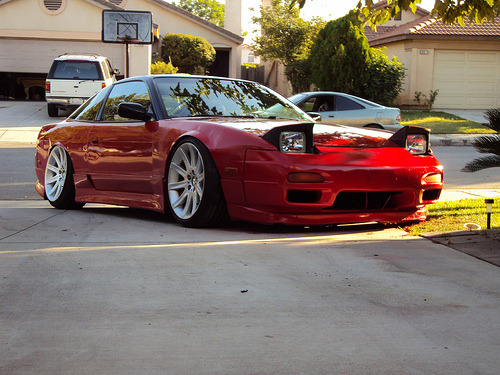 slamminglife:  thats just straight beauty.. First time I ever see them wheels on