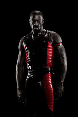 onyxma:  Lance in Rubber (by michaelca)   Rouge&hellip;