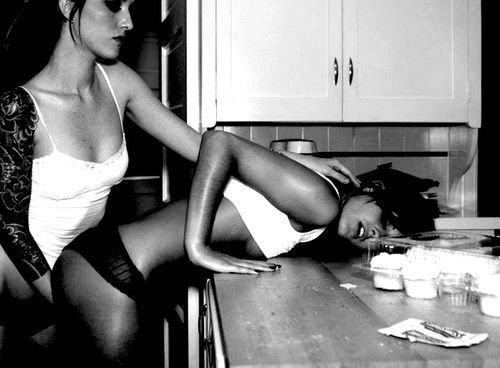anorexicscars:  had 2, its hot. 