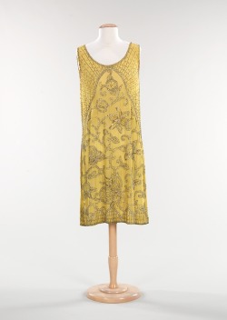 omgthatdress:  Dress ca. 1924 via The Costume