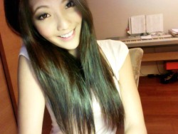 nanalovee:  Hello Tumblr! :) 