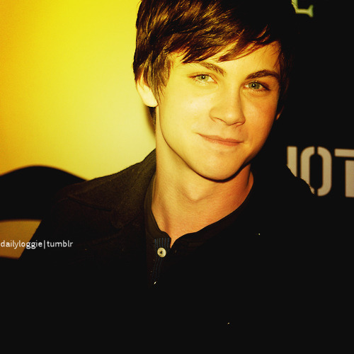 Fuck yeah, Logan Lerman!