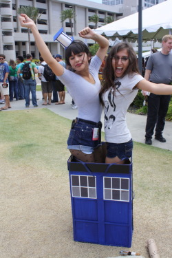 infinitepi:  TARDIS DANCE PARTTTTYY!!!!!