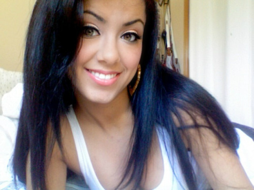 Damn. She cute.