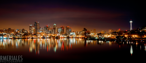 rmeriales:  [Recycled] Seattle Skyline taken from Gasworks Park (via rmerialesphoto) 