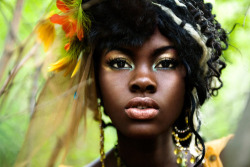 blahblahmalory:  Beautiful Dark Skinned Girl   ♥ 