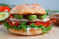 gastrogirl:  grilled chicken and avocado