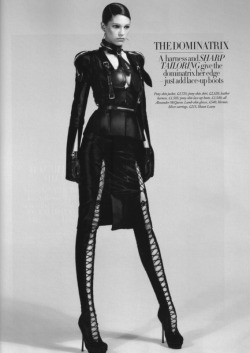 xunya:  UK Harper’s Bazaar August 2011