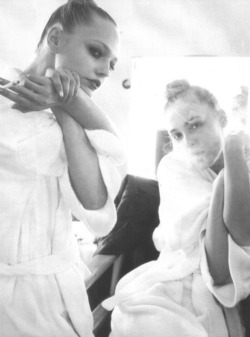 Sasha Pivovarova &amp; Snejana Onopka in &ldquo;Runway&rdquo; by Steven Meisel for Vogue Italia