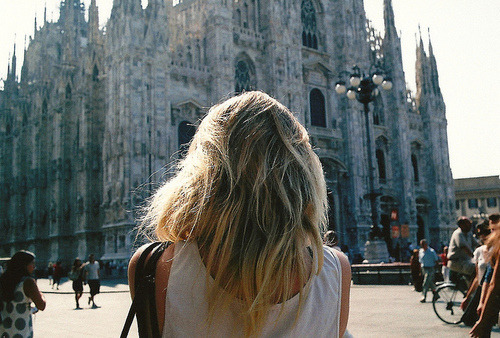 ✰