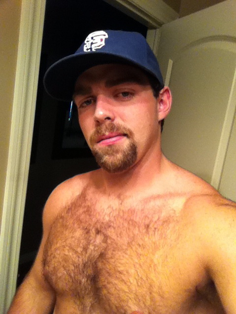greegor28:  Trying out the goatee. What do we think of it? 