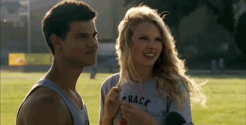 Crystal Gifs Tem Gifs Da Taylor Swift E Do Taylor Lautner Em