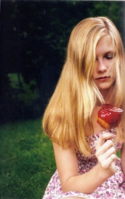 1996:  suicideblonde:  Kirsten Dunst in The