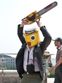 hirokin:  Dead Rising Servbot cosplay