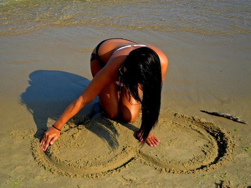 swim-mermaid-swim:     I do actually  follow back &amp; if you don’t believe me,