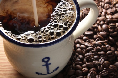 carelesskiss:  omg!!! I’m really craving some coffee! about to make some.. I don’t