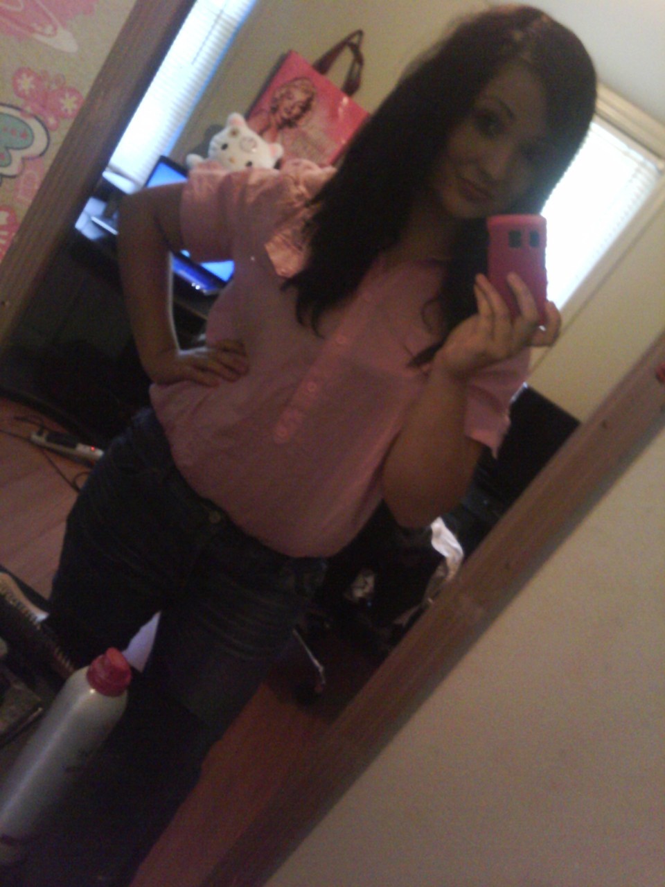 OHHH I&rsquo;m HUGE! my bad for fluffy shirts. ya know.