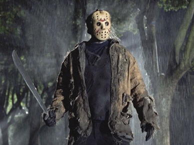 bellalaghostie:  absinthecorpse:  Top- kids.. this is Jason Voorhees done by Kane Hodder Bottom- this is a hobo schmuck wearing a hockey mask For the record Freddy vs Jason sucked… thank you new line cinema  Oh heck no, how can you not appreciate Freddy