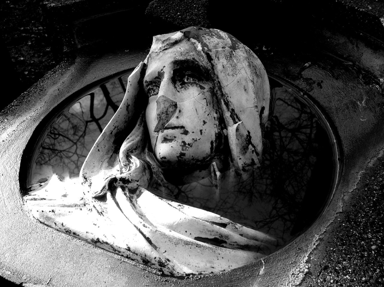 noxaeterna:  taken by me in 2007. 