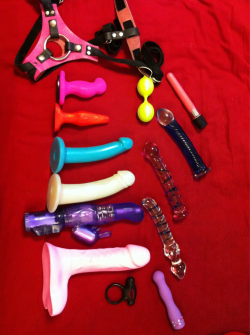 ASSORTIMENTO COMPLETO welove2peg:  All of out wonderful toys. It’s okay to be a bit jealous :-p 