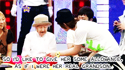jinkeyy:A kind grandma appeared on Star King. She was born in 1900 making her 111 years-old when the