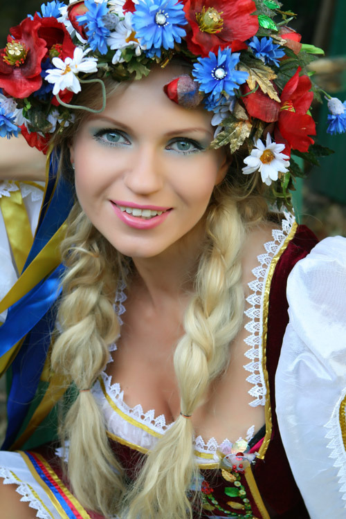 Because You Asked, Again #6 : Still More Pretty Pictures of Pretty (Russian) Faces