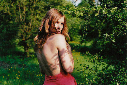 elsvo:  More film! 35mm this time! :)  Model: Charlotte @ Model’s Office | MUA: